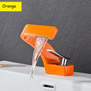 Becola-grifo de lavabo de oro cepillado, mezclador de baño negro, montado en cub