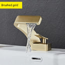 Becola-grifo de lavabo de oro cepillado, mezclador de baño negro, montado en cub